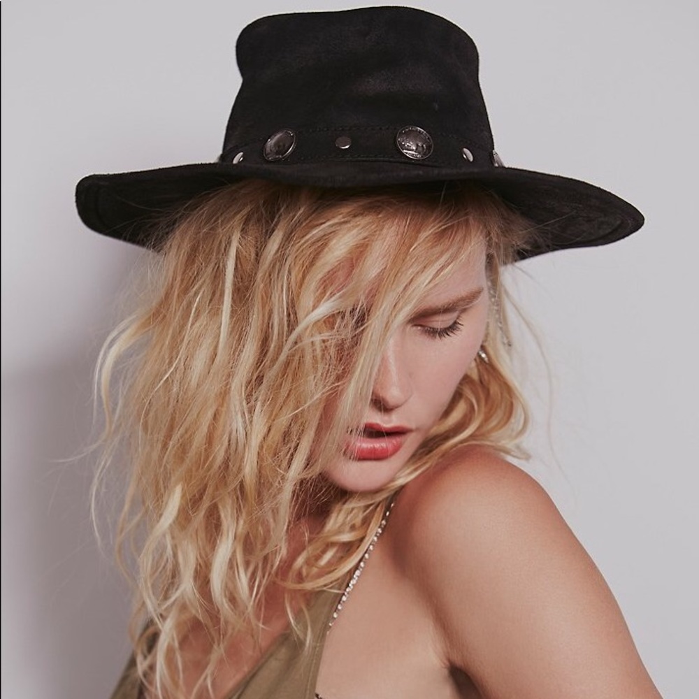 Minnetonka Black Leather Buffalo Nickel hat